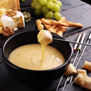 Fondue frischfertig Hausmischung 3er Portion 900g (900 Stk.)